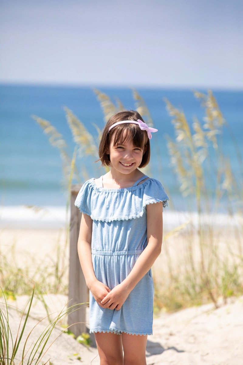 pink bow - little girl - beach - picture perfect - Bald Head Island Photographers - BHI Photography - Kids Portraits -  Pictures on Bald Head Island - BHI Photo Services - Chris Lang Photography 