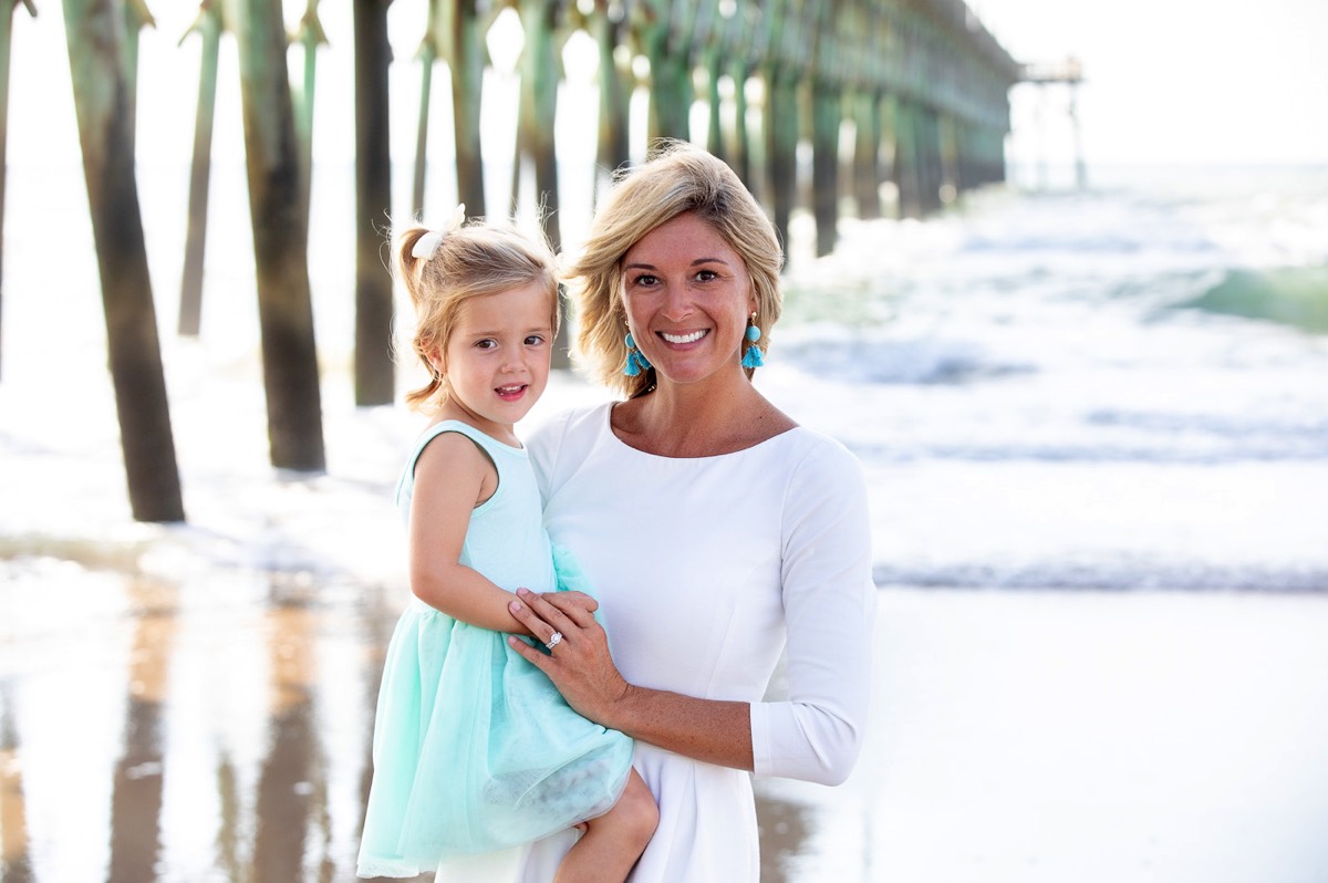 Mom and daughter on the beach - family portraits - family picture - family photography - wilmington nc family photogrpahers - chris lang photography