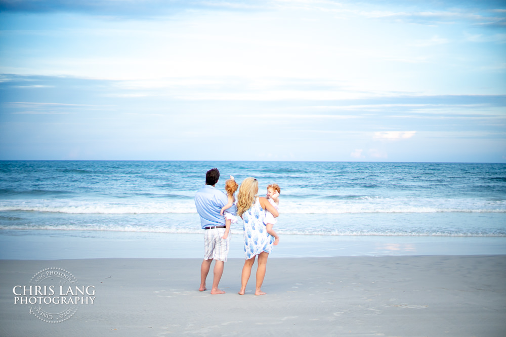 Family picture on FIgure 8 Island - Figure Eight Island Photography - Photographers - Figure 8 Island  - Photography Services - Chris Lang Photography - 