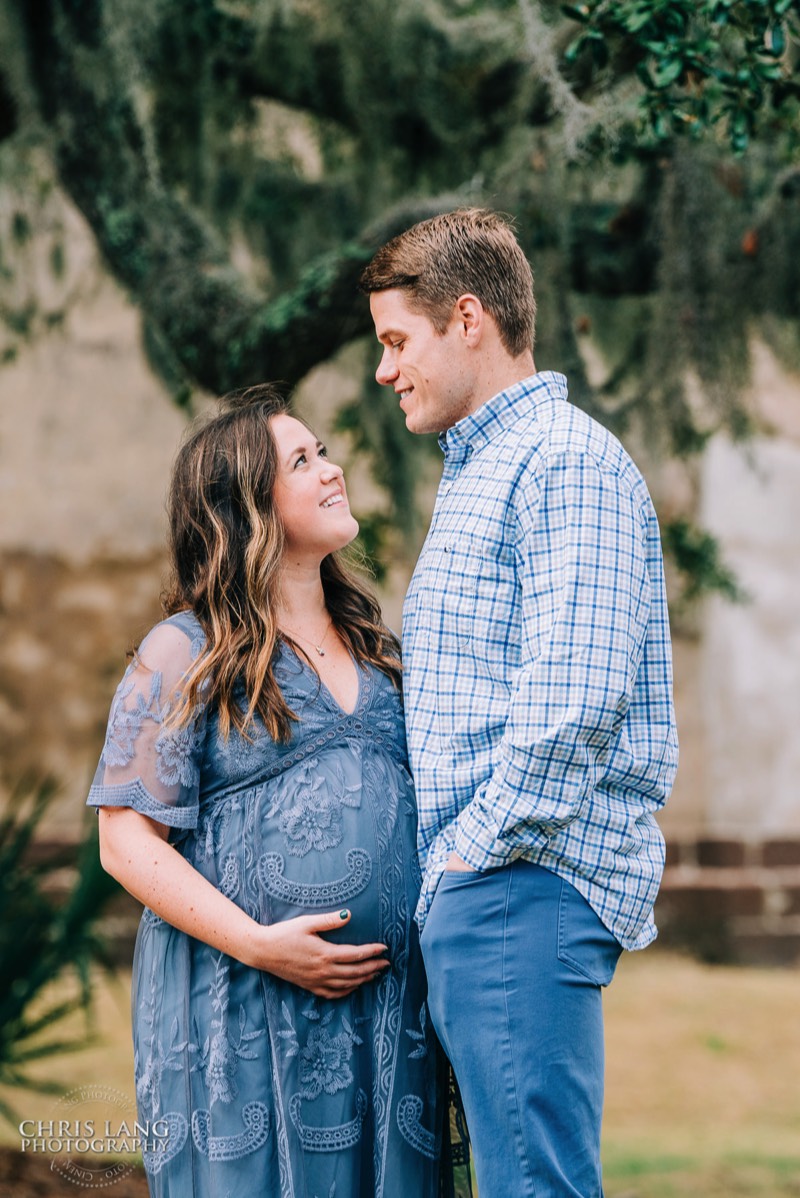 blue maternoiy dress - baby bump photo - couple maternoty session -  maternity - wilmington nc maternity photographers - chris lang photography -  pregnancy photos -  maternity photo ideas