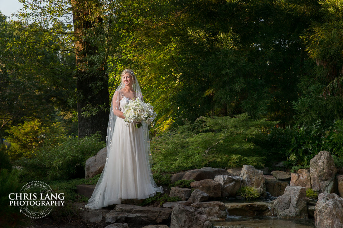 Bridal Portraits - Bridal Photography Weddign Dress - Bridal Portrait Photographers - Arboretum - Wilmingotn NC
