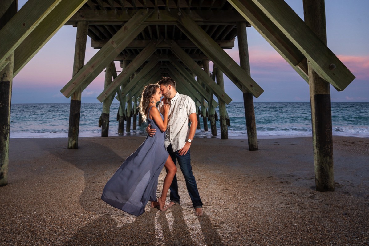 - Engagement Photography -  Engagement Photographers - Wilmingrton - NC - Chfris Lang Photography - Engageent photography ideas 