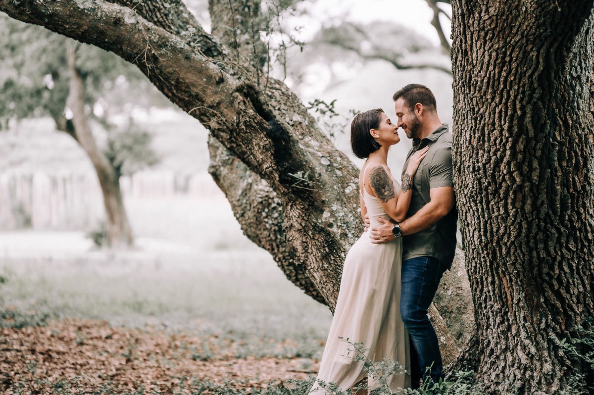 - Engagement Photography -  Engagement Photographers - Wilmingrton - NC - Chfris Lang Photography - Engageent photography ideas 